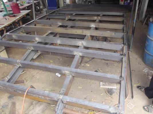 รับต่อเทรลเลอร์แบคโฮ เล็ก PC 20,30,40,60 และเทรลเลอร์ 10 ล้อ