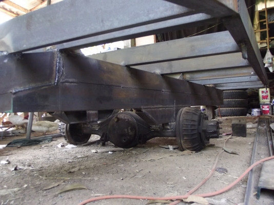 รับต่อเทรลเลอร์แบคโฮ เล็ก PC 20,30,40,60 และเทรลเลอร์ 10 ล้อ