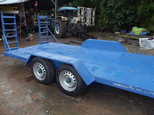 รับต่อเทรลเลอร์แบคโฮ เล็ก PC 20,30,40,60 และเทรลเลอร์ 10 ล้อ