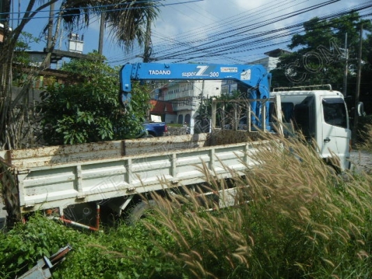 รถบรรทุก 6 ล้อติดเครน ยี่ห้อ HINO 175 แรงม้า ติดเครน 3 ตัน