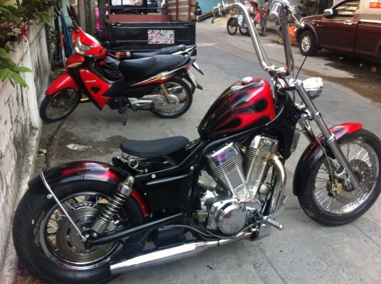 ขออนุญาตขาย Suzuki  In truder 1400 cc..  มีทะเบียน ถูกต้อง   เสนอขายที่  160,000  บาท