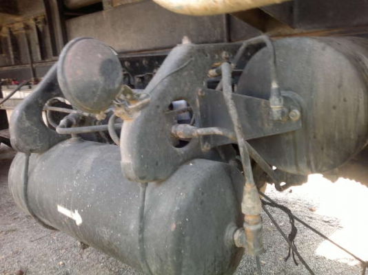 รถมิตซู 10 ล้อดั๊ม FN527 210 แรงม้า สนใจติดต่อ 081 - 6079515 รถมิตซู 10 ล้อดั๊ม FN527 210 แรงม้า สนใจติดต่อ 081 - 6079515