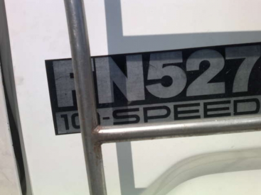 รถมิตซู 10 ล้อดั๊ม FN527 210 แรงม้า สนใจติดต่อ 081 - 6079515 รถมิตซู 10 ล้อดั๊ม FN527 210 แรงม้า สนใจติดต่อ 081 - 6079515