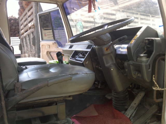 รถมิตซู 10 ล้อดั๊ม FN527 210 แรงม้า สนใจติดต่อ 081 - 6079515 รถมิตซู 10 ล้อดั๊ม FN527 210 แรงม้า สนใจติดต่อ 081 - 6079515