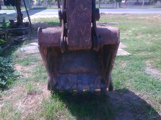 ขายด่วน!..รถแบคโฮ KOMATSU PC120-3 รถสวย ทรงดี โซ่ใหม่ทั้ง 2 ข้าง มีฝาครอบเครื่องให้.