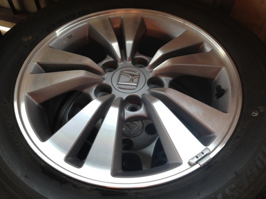 ขายแม็กเดิมมือ2 Honda Accord ขอบ 16 +ยาง วิ่ง100 กม.ราคา 9500 บาท ราคาถูก