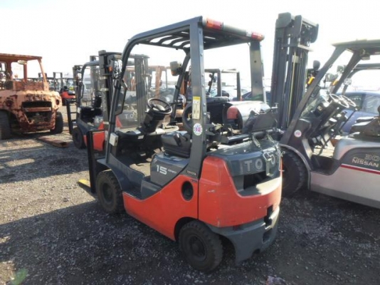 ขายฟอร์คลิฟต์  TOYOTA  8FGL15 ( GASOLINE/LPG )  1.5 TON เกียร์ AT เสายกสูง 3 M ขอบคุณพี่อำนาจ จ.อุบลราชธานี