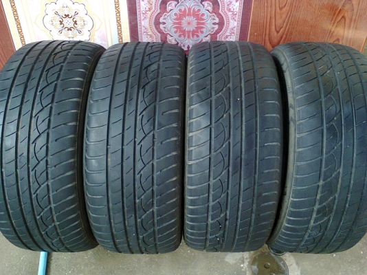 ขายยางขอบ17นิ้ว เบอร์ 215-50-17 ลงพื้น2011 สวยๆๆ