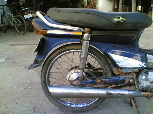 ขายดรีมคุรุสภา(น้ำเงิน)เล่มทะเบียนพร้อมชุดโอนเครื่องดีอะไหร่เกือบครบขาย 9500 บาท