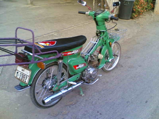 ขายC700เครื่องดรีมเล่มทะเบียนพร้อมชุดโอนเครื่องดีมากอะไหร่แต่งให้หมดตามรูป ขาย 19500 บาท