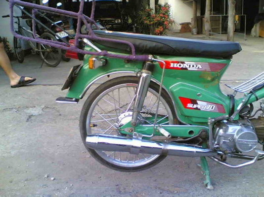 ขายC700เครื่องดรีมเล่มทะเบียนพร้อมชุดโอนเครื่องดีมากอะไหร่แต่งให้หมดตามรูป ขาย 19500 บาท