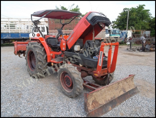 ขายด่วน KUBOTA L4508 4WD 2 เพลา 45แรง พร้อมใบมีดดันหน้า+โรตาลี่ ตราช้าง รถสวยใช้น้อย พร้อมใช้งานได้ทันที ราคาสุดคุ้ม