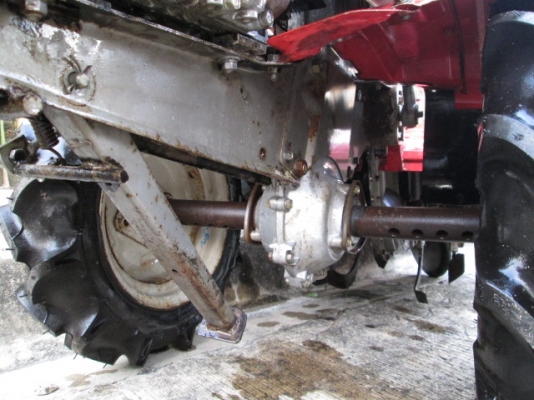 รหัส:12000934รถพรวนดินเดินตามใช้เครื่องดีเซลDY270Dขนาด6.0PSโรตารี่กว้าง70cm.www.nihonmono.com