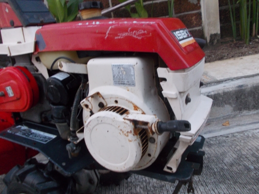 รหัส:12000930รถพรวนดินเดินตามเครื่องFA130Gเบนชิน(4.0ps)มีชุดพรวนดินกว้าง35cm.www.nihonmono.com