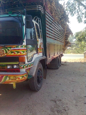 ISUZU Rocky (FVM12MY) 175 HP ปี 36 10 ล้อ 2 เพลา ไม่ดัมพ์