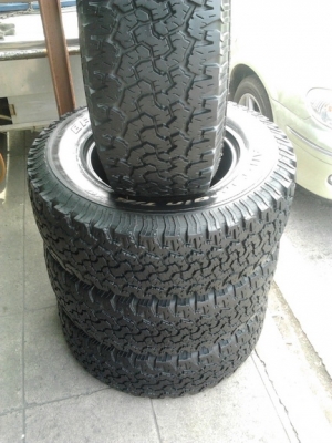 ขายยาง BF All  265/70/16  ปี 06 สภาพสวย