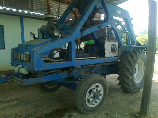 ขาย รถคีบอ้อย FORD คีบหลัง เกียร์ทอร์ค  พร้อมใช้งาน