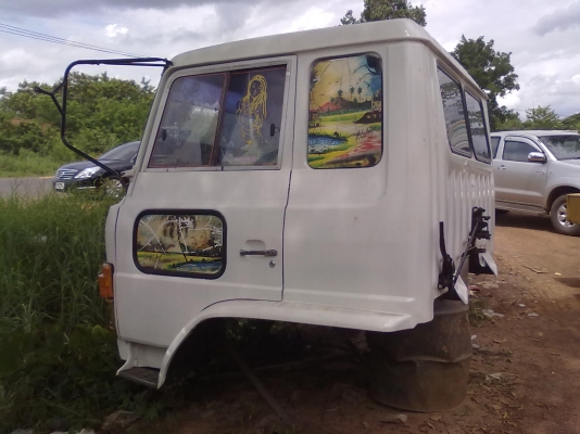 หัวสิบล้อสวย ๆ  ราคา ตามตกลง (ติดตั้งให้พร้อม) โทร 081-9666645 ช่างเปิลใจดี