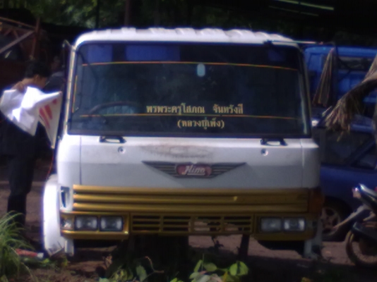 หัวสิบล้อสวย ๆ  ราคา ตามตกลง (ติดตั้งให้พร้อม) โทร 081-9666645 ช่างเปิลใจดี