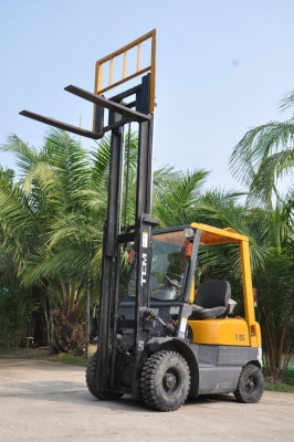 ขาย FORK LIFT TCM1.5ตันครึ่ง สวยเดิมจากญี่ปุ่น เครื่องช่วงล่างแน่น ทำงานไว ขาย110,000บาท!!!
