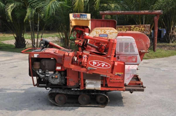 ขายรถ นวดข้าว ตีนตะขาบ (นวดเมล็ดพันธ์ได้) YANMAR PK50ดีเซล สภาพเดิมๆจากญี่ปุ่น ขายถูก38,000บาท!!!