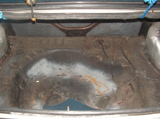 ซันนีFFปี83ราคา15000บาทถ้วน งดต่อรอง มาเอาไปเลยด่วนๆ