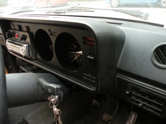 ขายด่วน !!! VW Golf M1.....ล้อ หน้า 8 หลัง 9