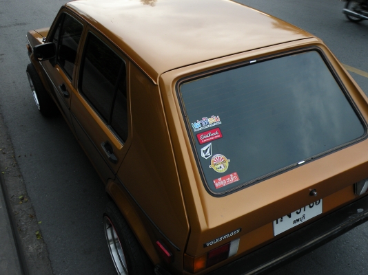 ขายด่วน !!! VW Golf M1.....ล้อ หน้า 8 หลัง 9