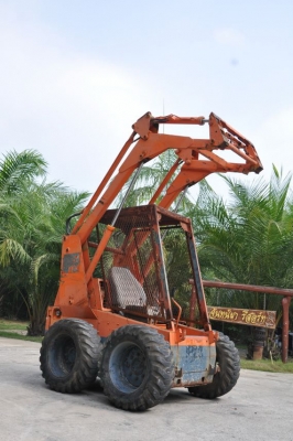 ขายรถตัก ล้อยางTOYOTA LOADER SDK6 สภาพสวยเดิมจากญี่ปุ่น 75,000 บาทเท่านั้น