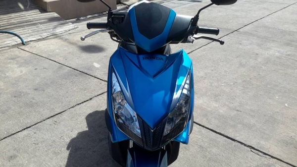 Honda airblade ปี 50 รถบ้าน เครื่องเดิมๆ แน่นๆ ไม่หลวม ไม่หอน มีเล่ม เอกสารครบ Honda airblade ปี 50 รถบ้าน เครื่องเดิมๆ แน่นๆ ไม่หลวม ไม่หอน มีเล่ม เอกสารครบ