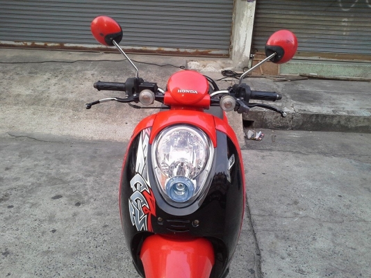 Scoopy i ปี 55 สีแดง ดำ รถบ้าน สวย เครื่องเดิมแน่นๆ ไม่หลวม ไม่หอน ชุดสีสด มีเล่ม เอกสารพร้อม Scoopy i ปี 55 สีแดง ดำ รถบ้าน สวย เครื่องเดิมแน่นๆ ไม่หลวม ไม่หอน ชุดสีสด มีเล่ม เอกสารพร้อม