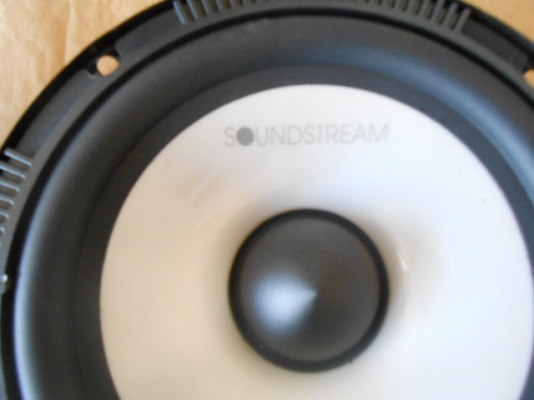 ลำโพง 6 นิ้ว SOUND STREAM .SC-6T