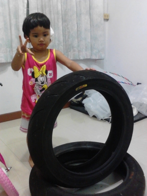 ยางมือสองจากสนาม