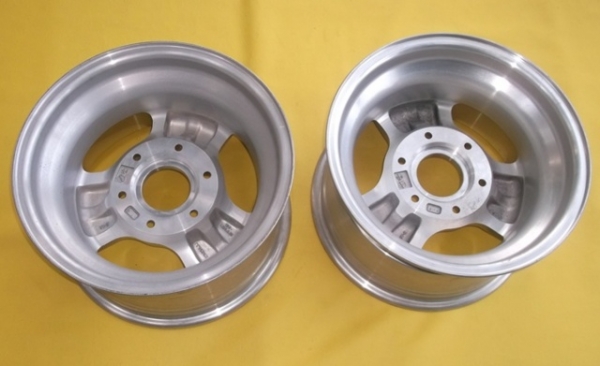 ขายดัทสัน 620 สภาพเทพๆ ดิสหน้า เบาะแต่ง Recaro เกียร์คอ สภาพจบๆ ครับ