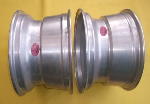 ขายดัทสัน 620 สภาพเทพๆ ดิสหน้า เบาะแต่ง Recaro เกียร์คอ สภาพจบๆ ครับ