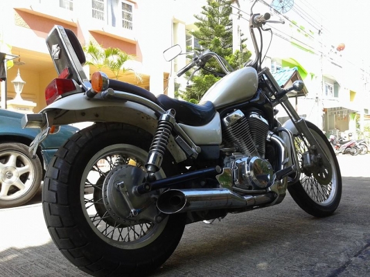 ขายครับ suzuki intruder 400 cc. เอกสาร invoice 48500