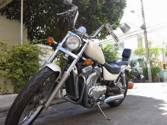 ขายครับ suzuki intruder 400 cc. เอกสาร invoice 48500