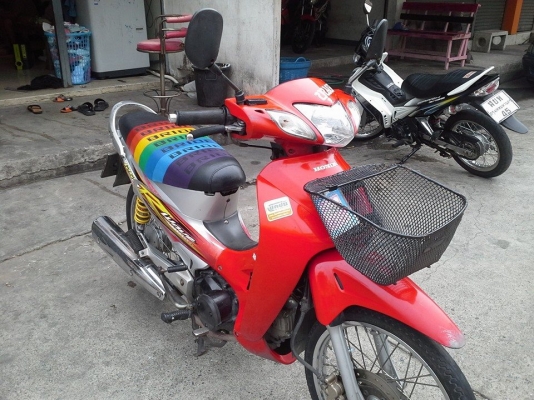 Wave 125 r ปี 49 กุญแจใหญ่ รถบ้าน เครื่องเดิม แน่นๆชุดสีสด เอกสารครบ