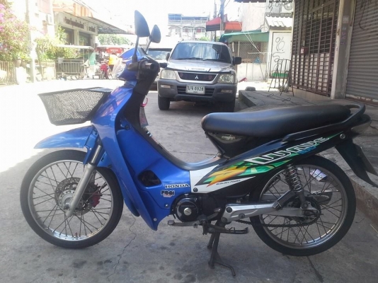 Wave 100 ปี 47 สีน้ำเงิน ดำ รถสวย ชุดสีสด เครื่องเดิม แน่น มีเล่ม เอกสารครบ