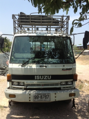 ขายISUZU Rocky6ล้อ FTR.แท้ เครื่อง (6BD 165แรง) ยาว7.2 ม. เบรคจิ๊ฟฟี่ พวงมาลัยพาว์เวอร์  ขับดี ครัทซีสวย ขาย 650,000 บาท