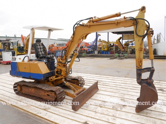 รถขุด PC30-5 S/N 89XX นำเข้า สภาพดี บจก.สหสินอีควิปเม้นท์ โทร.081-5851880, 02-5168100-1 www.sahasinequipment.com รถขุด PC30-5 S/N 89XX นำเข้า สภาพดี บจก.สหสินอีควิปเม้นท์ โทร.081-5851880, 02-5168100-1 www.sahasinequipment.com