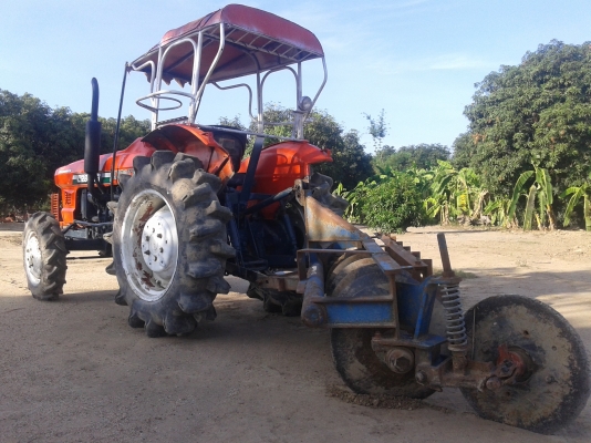 ขายรถไถคูโบต้า 28แรง 4&times;4  โฟร์วิน พร้อมอุปกรณ์ครบชุด