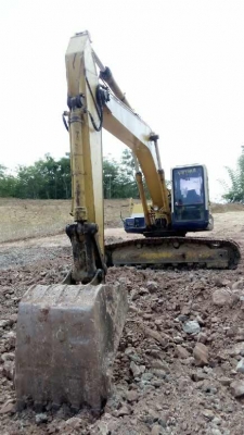 ขายKOMATSU PC200-5 สภาพสวยพร้อมใช้ ราคาต่อรองได้ ติดต่อได้ที่คุณ อ๊อฟ พิจิตร 086-737-9991 ขายKOMATSU PC200-5 สภาพสวยพร้อมใช้ ราคาต่อรองได้ ติดต่อได้ที่คุณ อ๊อฟ พิจิตร 086-737-9991