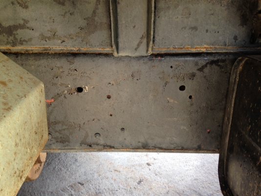 ขายISUZU210แอร์เย็น เครื่องดี คัทซีสวย ยางดี10เส้น กระสวย พื้นดี