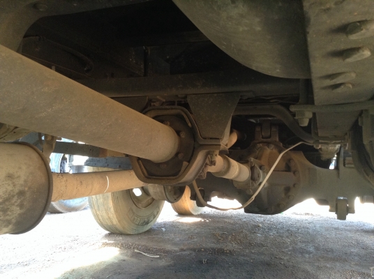 ขาย 10 ล้อ เพลาเดียวอุบัติเหตุ HINO FL177 คัสซียังสวยไม่หักไม่งอ เครื่อง EH700 168 HP ยังใช้งานได้ดี หัวสิงไฮเทคลงเล่มแล้ว พวงมาลัยพาวเวอร์ ทะเบียนเต็มพร้อมโอนครับ