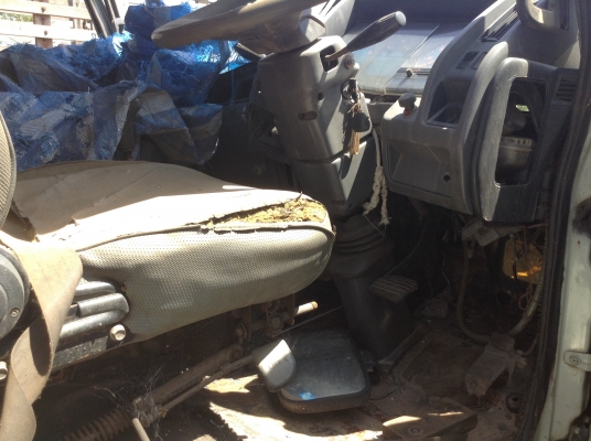 ขาย 10 ล้อ เพลาเดียวอุบัติเหตุ HINO FL177 คัสซียังสวยไม่หักไม่งอ เครื่อง EH700 168 HP ยังใช้งานได้ดี หัวสิงไฮเทคลงเล่มแล้ว พวงมาลัยพาวเวอร์ ทะเบียนเต็มพร้อมโอนครับ