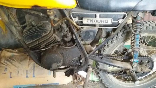 ขายด่วน รถวิบากยามาฮ่า ENOURO ราคา12000 ต่อรองราคาได้ครับ