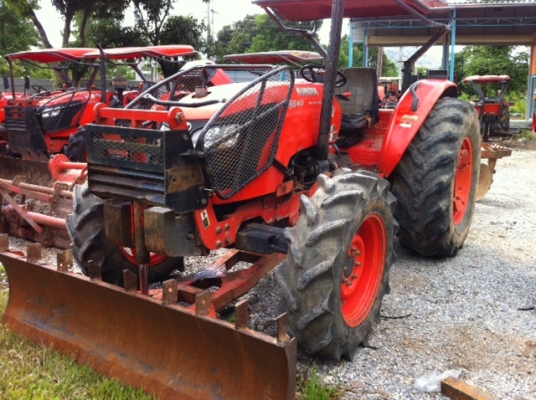 คูโบต้า M 9540 พร้อมใบมีดหน้า และ หาง มือสองถูกม๊าก มาก ดาวน์ต่ำสูด 160,000 บาท