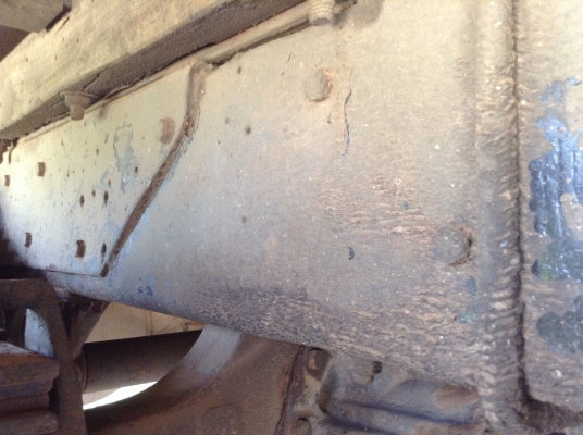 ขาย 10 ล้อ เพลาเดียว ISUZU JCM วางหัว ROCKY ลงเล่มแล้ว เครื่อง 6BG1 175 HP เกียร์ร็อคเสื้อลาย ช่วงล่างใหญ่ลูกหมากร้อย พวงมาลัยพาวเวอร์ ทะเบียนชุดโอนพร้อมโอน ราคาต่อรองได้ครับ