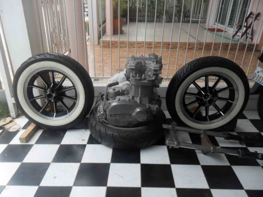 ขายโปรเจ็คkawazaki kz750 สองสูป